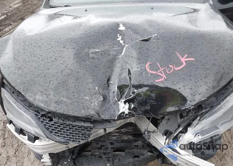 2015 Chrysler 200 S z USA, uszkodzony, nr VIN 1C3CCCDG6FN567472